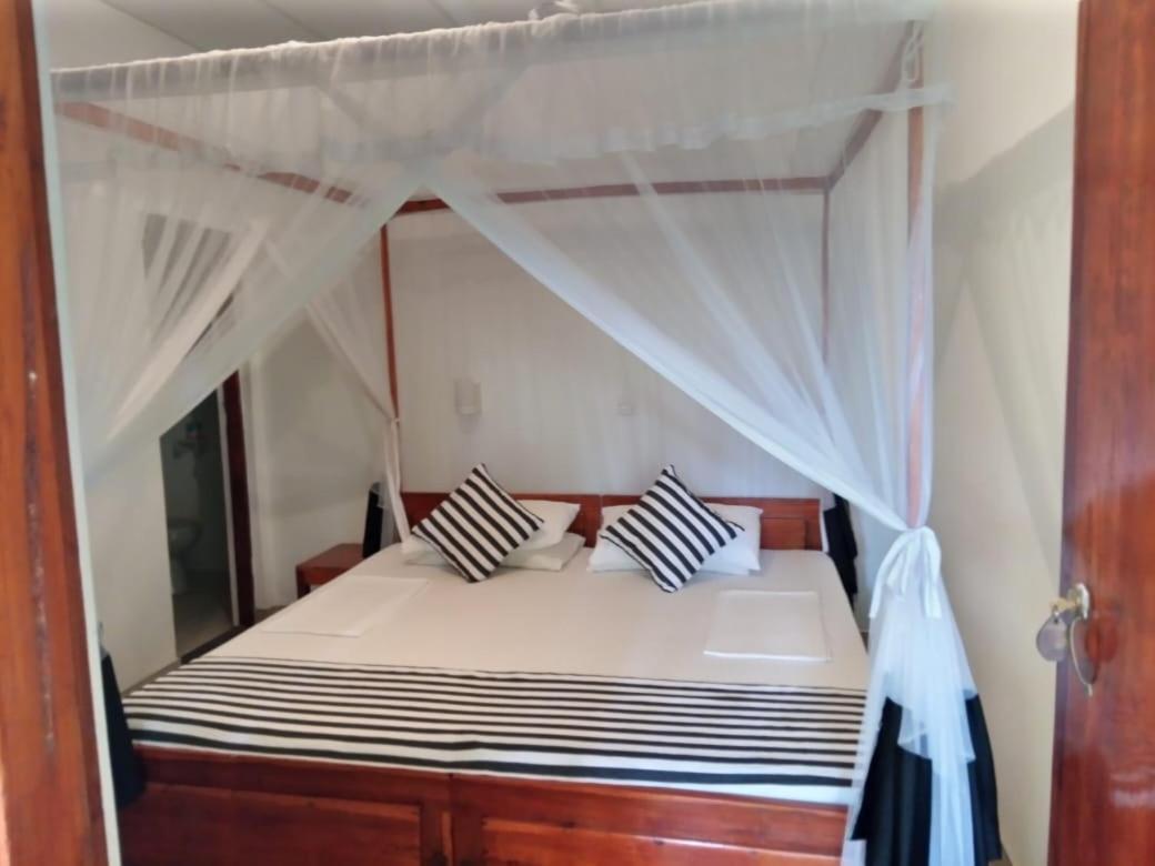 טנגלה Sansala Guesthouse & Restaurant חדר תמונה